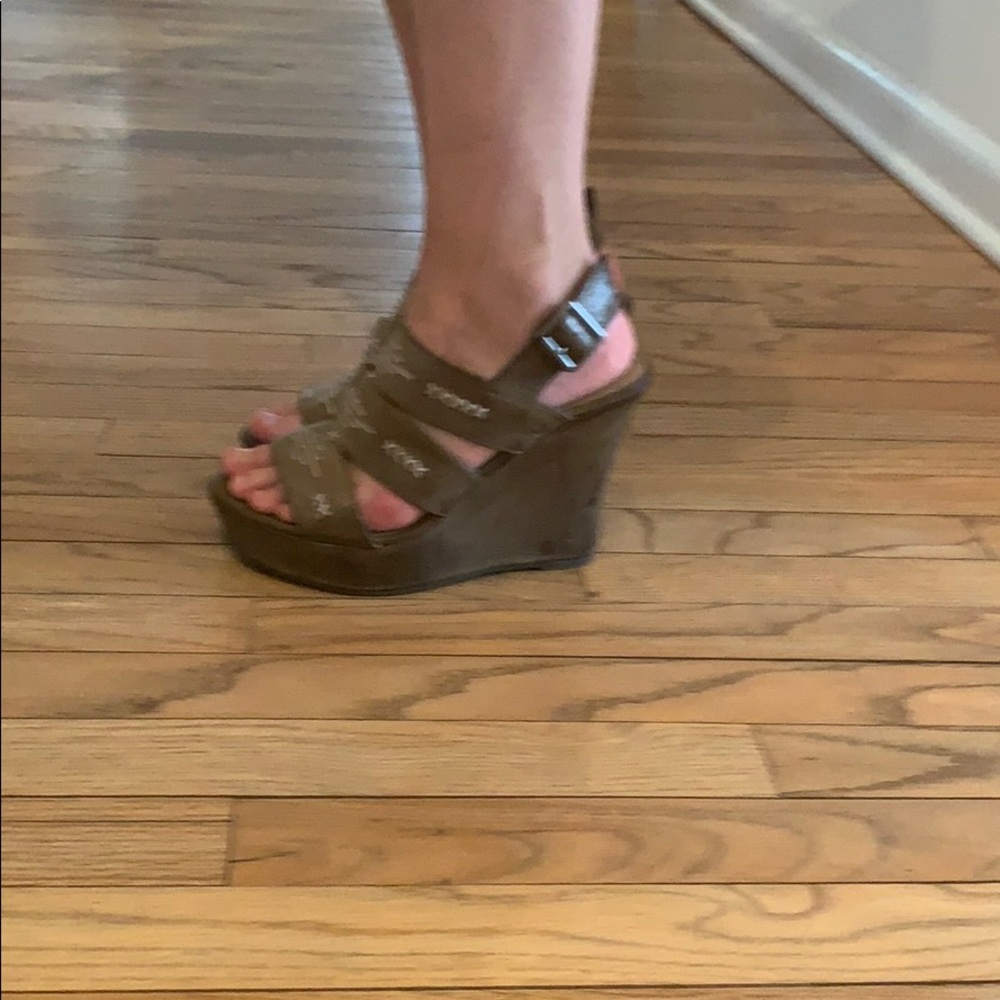 American Rag Crochet Wedges
